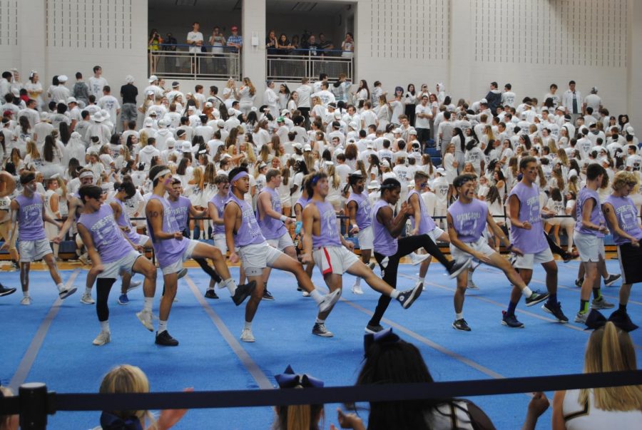 powder puff cheerleaders